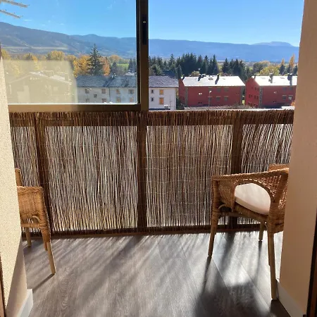 Vistas Unicas A Pirineos, 7-8 Personas!! Tensi Apartment Llivia