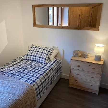 Vistas Unicas A Pirineos, 7-8 Personas!! Tensi Apartment Llivia
